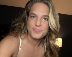 Hellahotwife